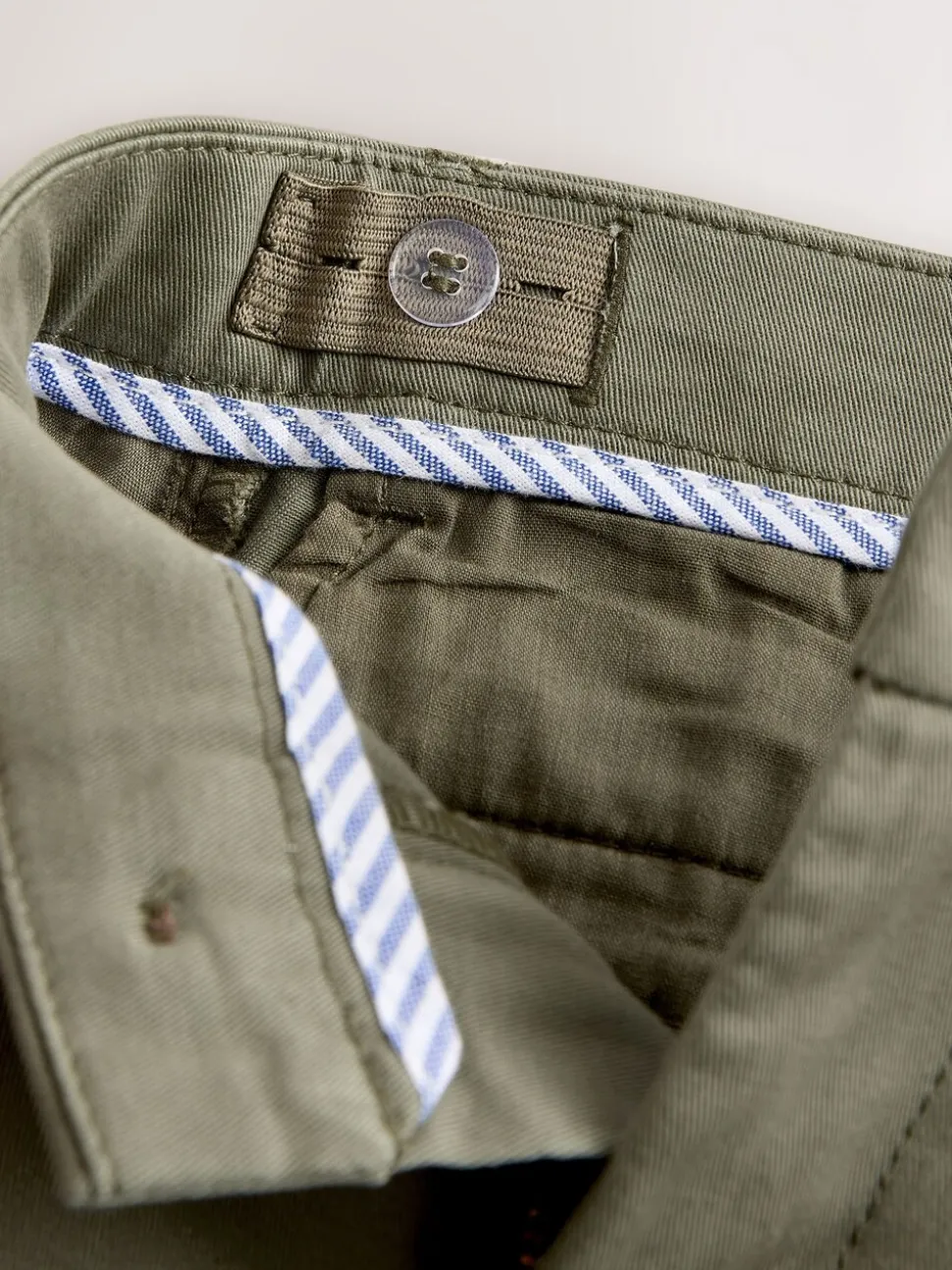 Olijfgroen - Stretchy chino's (3-17jr)