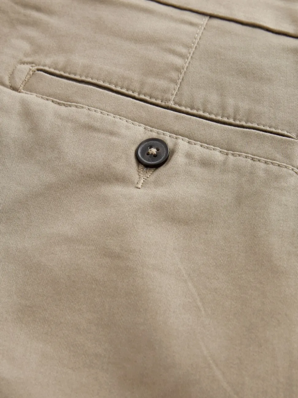 Pastelgeel - Strakke Pasvorm - Chinoshort met stretch