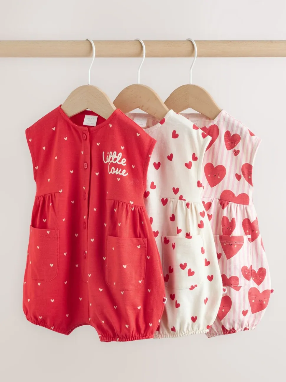 Red Heart Printed Button Through - romperpakje