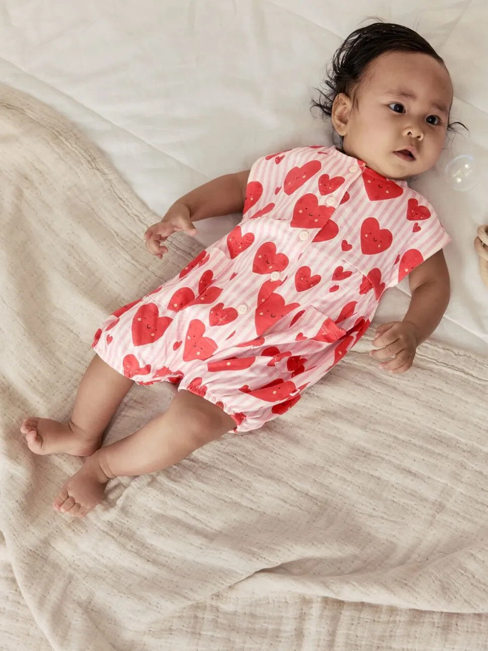 Red Heart Printed Button Through - romperpakje