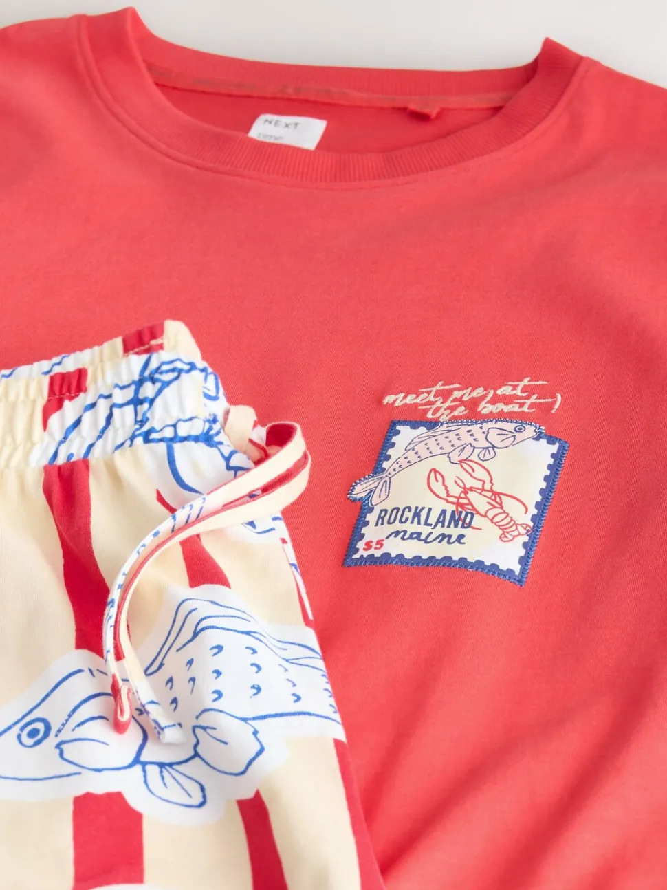 Red Stripe Fish - Tricot pyjama met korte mouwen