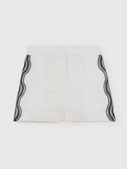 Reiss Felicity Linen Scallop-Trim Shorts