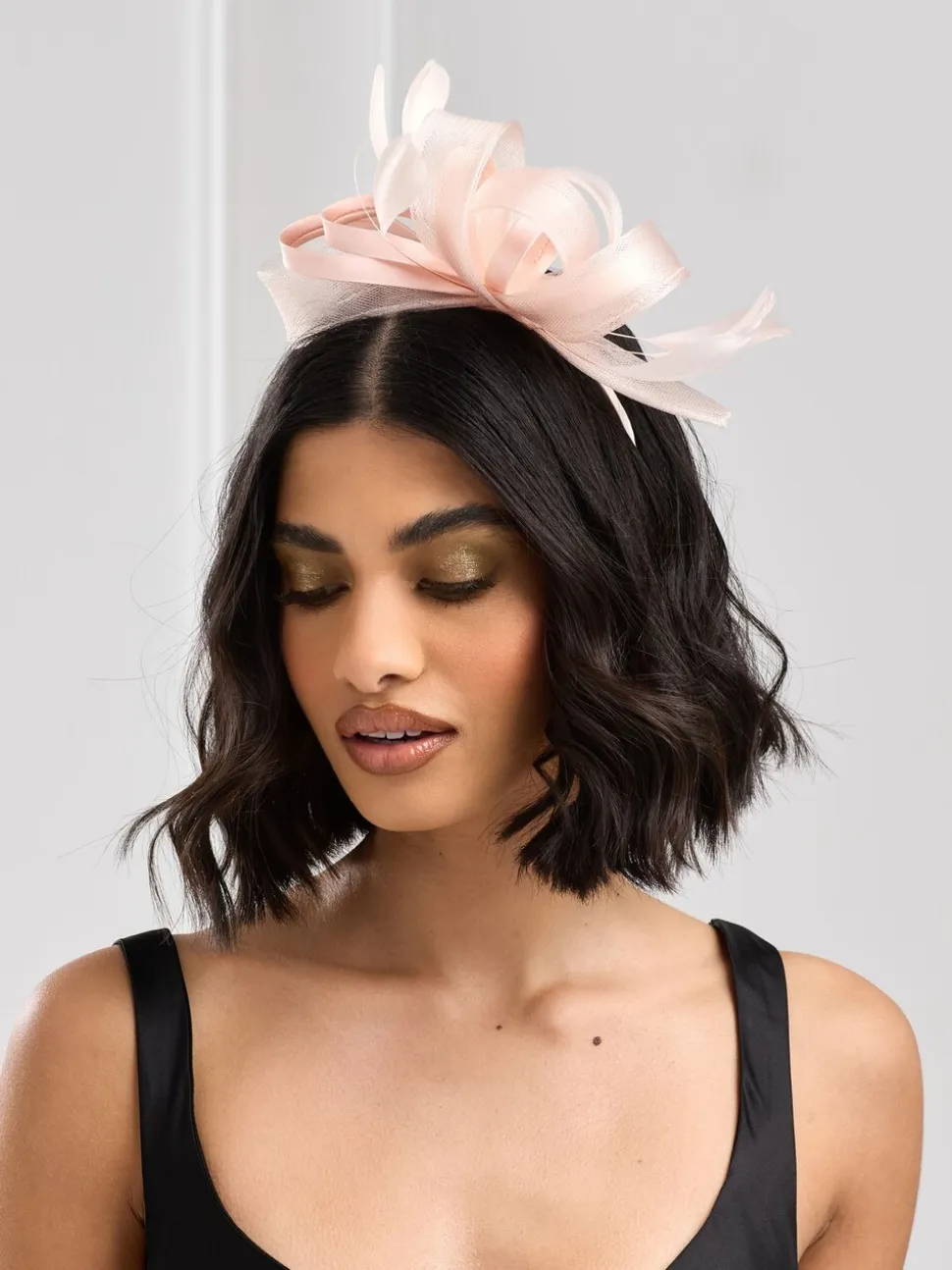 Roze - Jon Richard medium Fascinator hoofdband