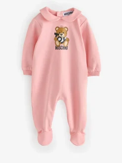 Roze - Moschino Baby Logo Sleepsuit, Hat & Bib Giftset With Giftbox