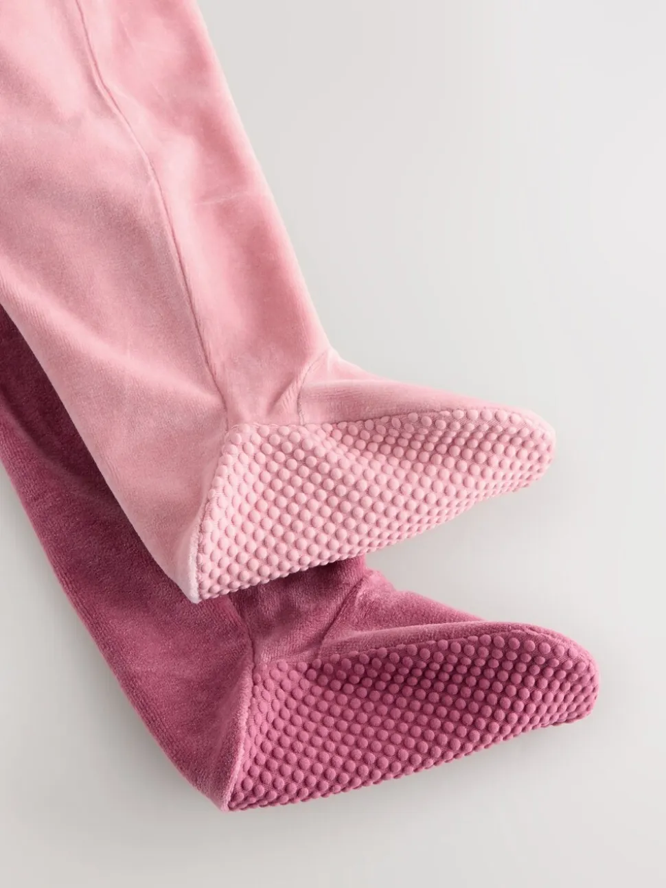 Roze - Velour Baby Sleepsuits 2 Pack (0mths-2yrs)