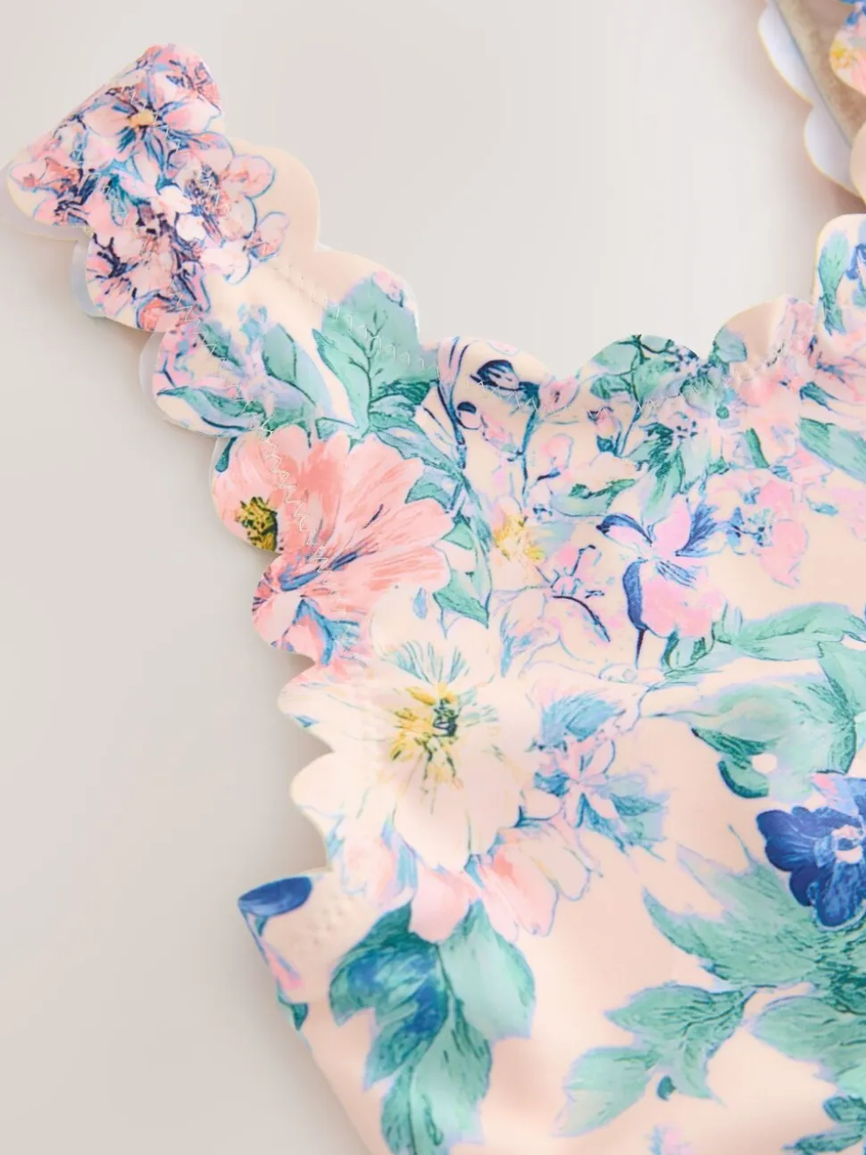 Roze bloemen - Scallop Edge Swimsuit (3-16yrs)
