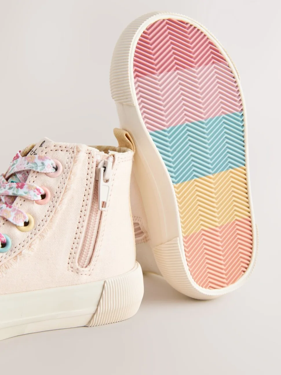 Roze met figuurtjes - Hoge sneakers