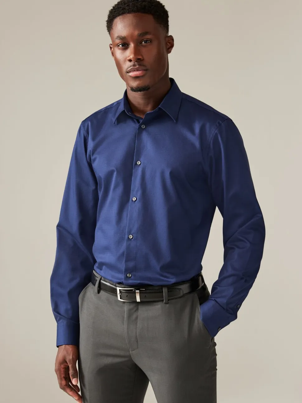 Saffierblauw - Normale Pasvorm - Onderhoudsvriendelijk, getextureerd, slim fit overhemd met enkele manchet