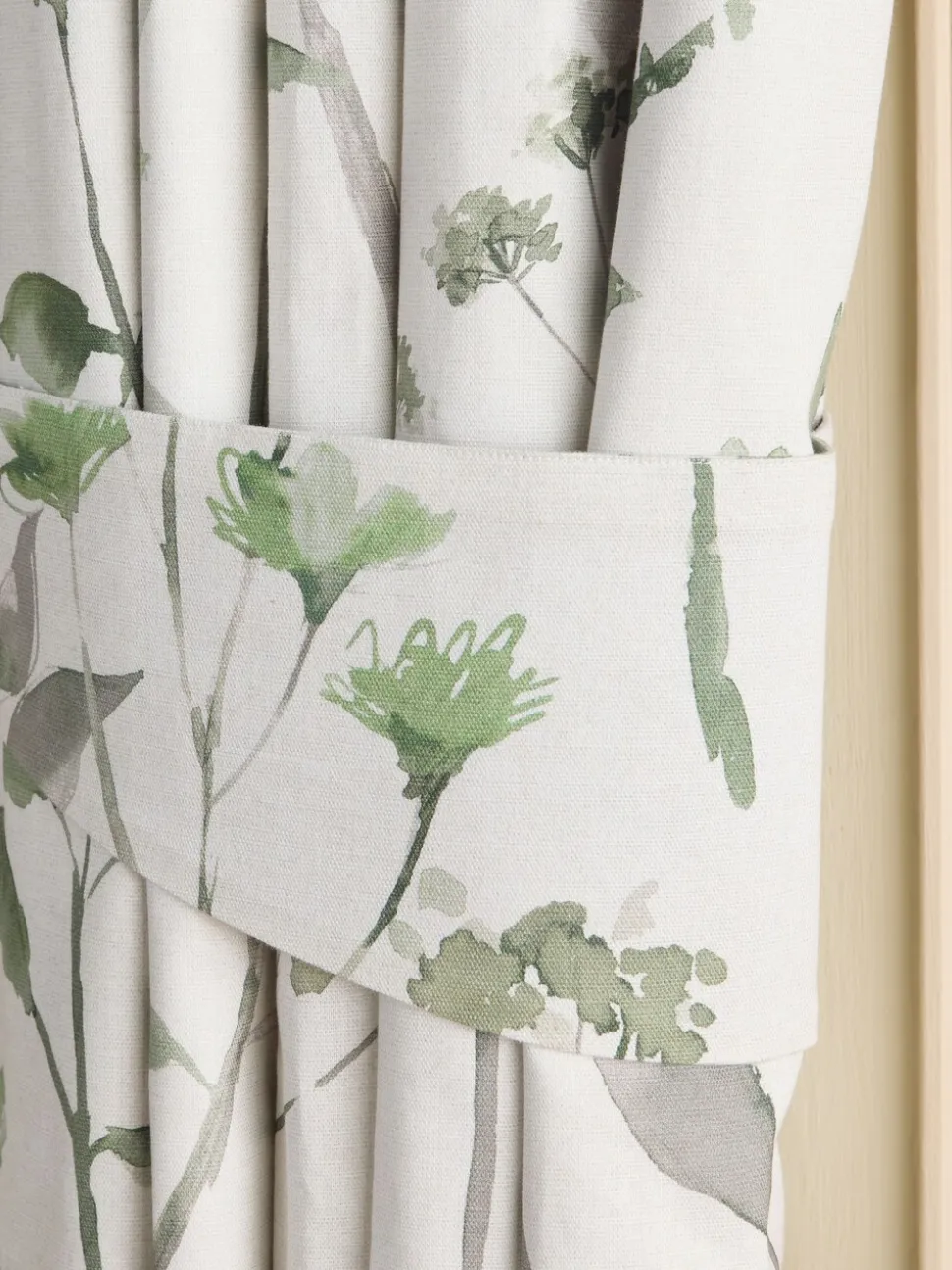 Set of 2 Isla Floral Print Curtain Tie Backs