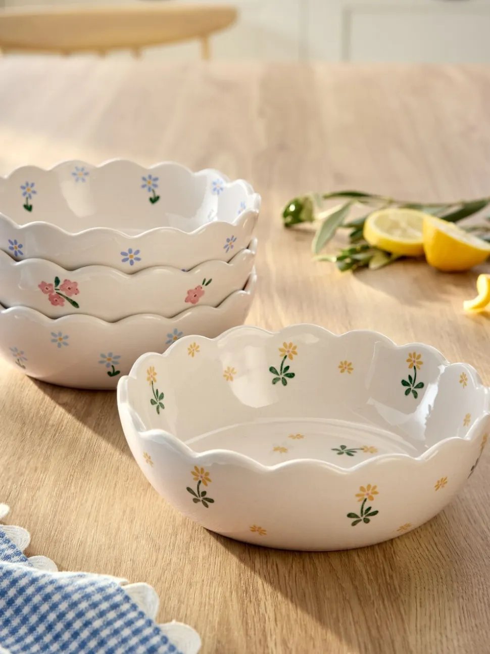 Set of 4 Maisie Floral Stacking Nibble Bowls