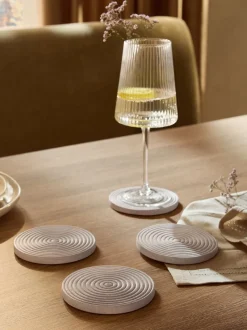 Set van 4 Bronx geëtste houten onderzetters