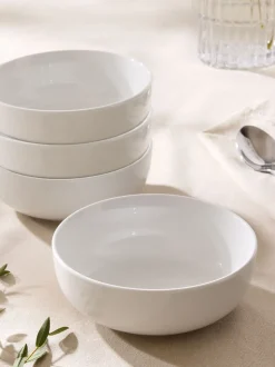 Set van 4 moderna schalen