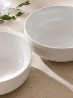 Set van 4 moderna schalen