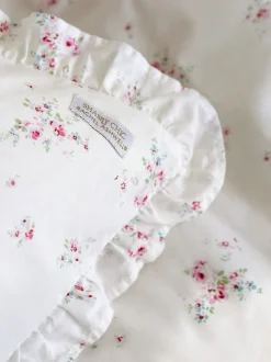 Shabby Chic by Rachel Ashwell® petite ruche dekbedovertrek en kussensloopset
