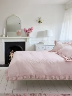 Shabby Chic by Rachel Ashwell® broderie anglaise ruche dekbedovertrek en kussensloopset