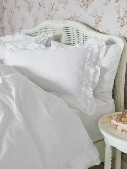 Shabby Chic by Rachel Ashwell® broderie anglaise ruche dekbedovertrek en kussensloopset