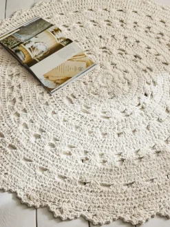 Shabby Chic by Rachel Ashwell® Rond Gehaakt Tapijt
