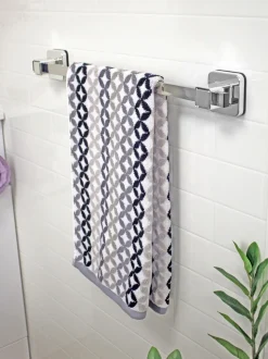Showerdrape zuignap wandgemonteerde handdoekenrail Pushloc