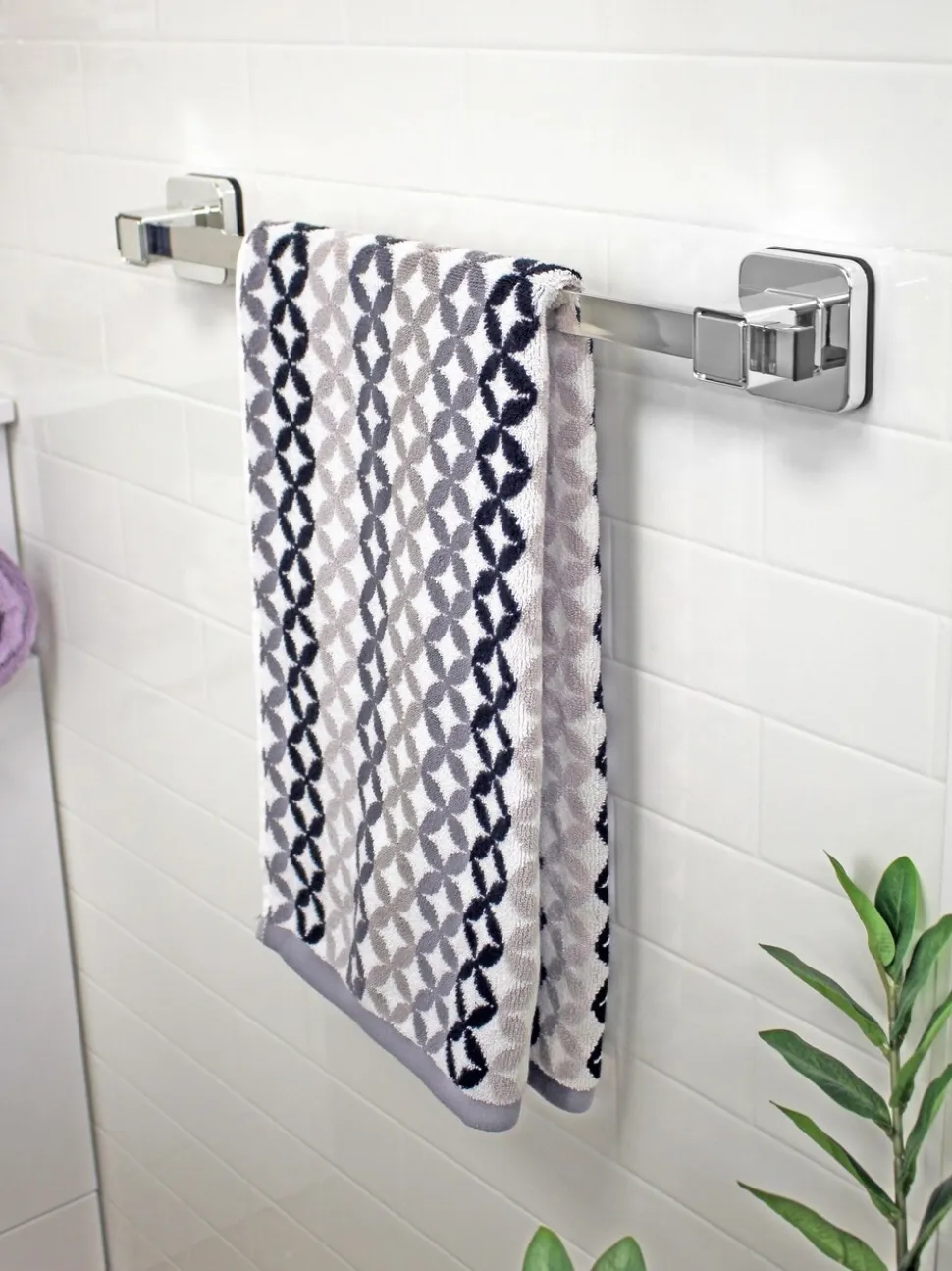 Showerdrape zuignap wandgemonteerde handdoekenrail Pushloc