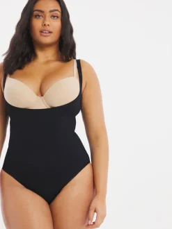 Simply Be Magisculpt naadloze vormgevende body te dragen met eigen beha