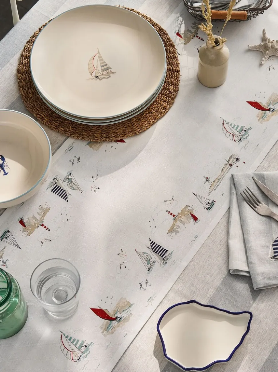 Sophie Allport - Coastal Boats - Tafelloper