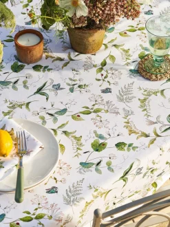 Sophie Allport Wild Floral Print Cotton Tablecloth