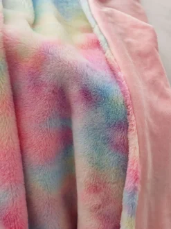 Sprei van imitatiebont met regenboog en ombré-effect