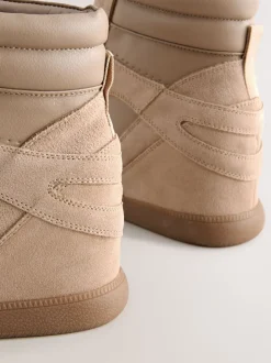 Taupe - Forever Comfort® sneakers met sleehak en veters