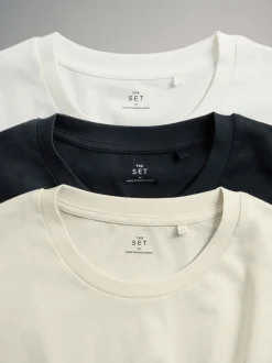 The Set 3 Pack Jersey T-Shirt and Flannel Pyjamas