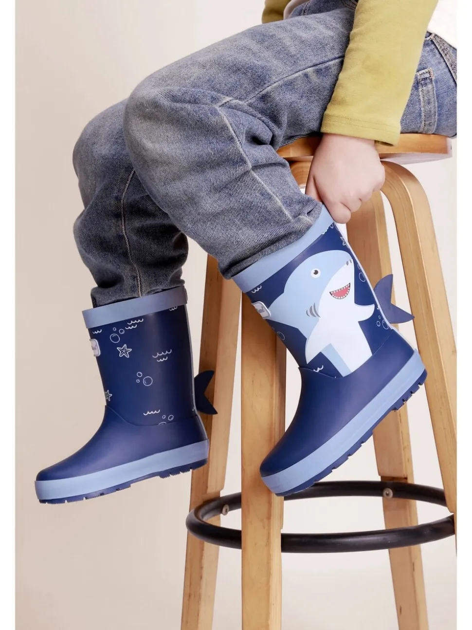 ToeZone Boys Blue Shark Waterproof Wellies