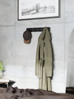 Umbra ruimtebesparende Flip kapstok voor aan de wand met inklapbare