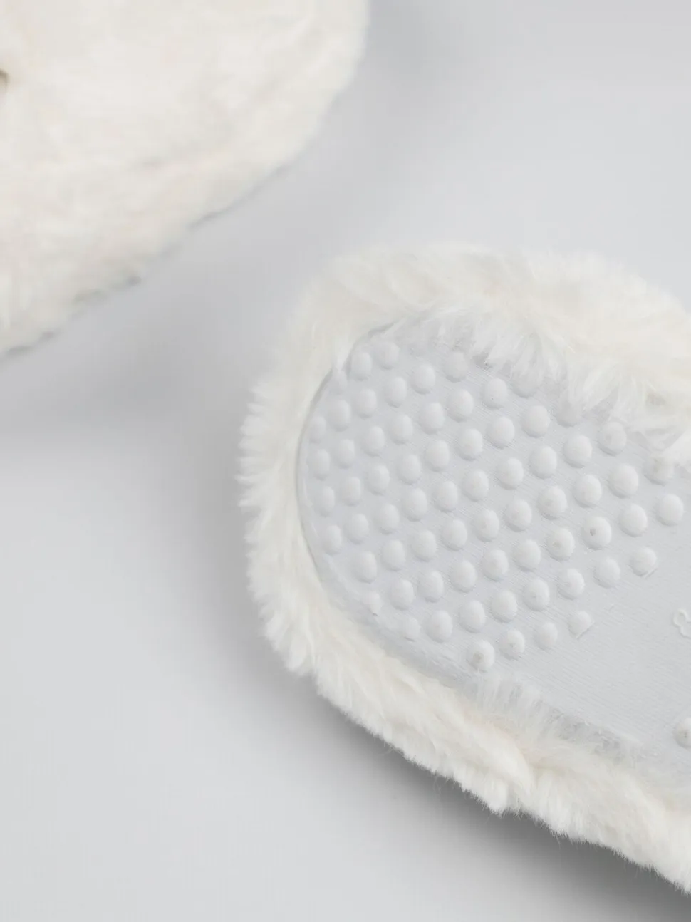 Vanilla Underground Miffy Character Face Slippers