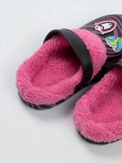 Vanilla Underground Monster High Slippers