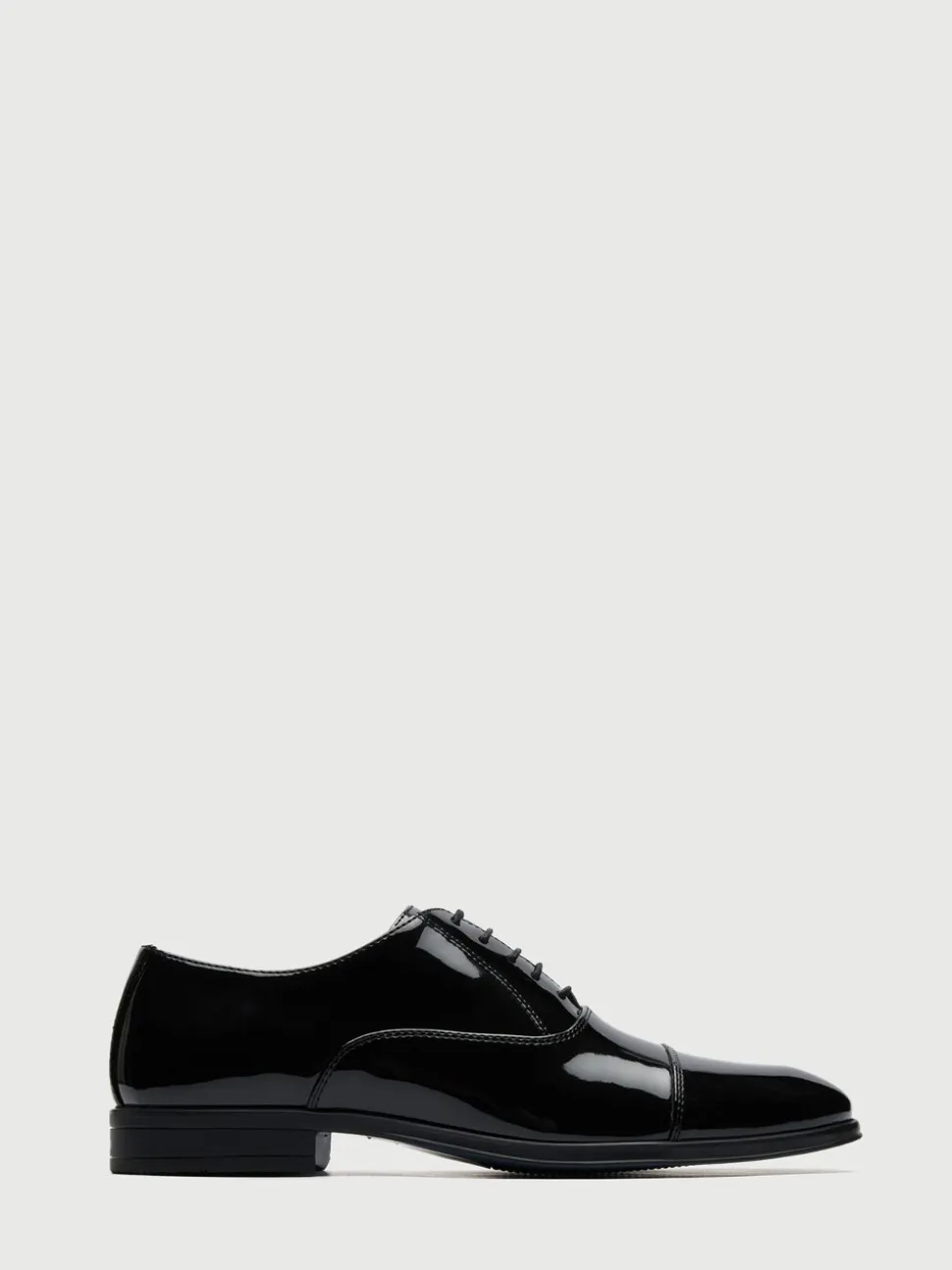 Walk London Patent Oscar Oxford Toe Cap