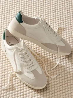 Wit - Chic-casual vetersneakers met suède afwerking