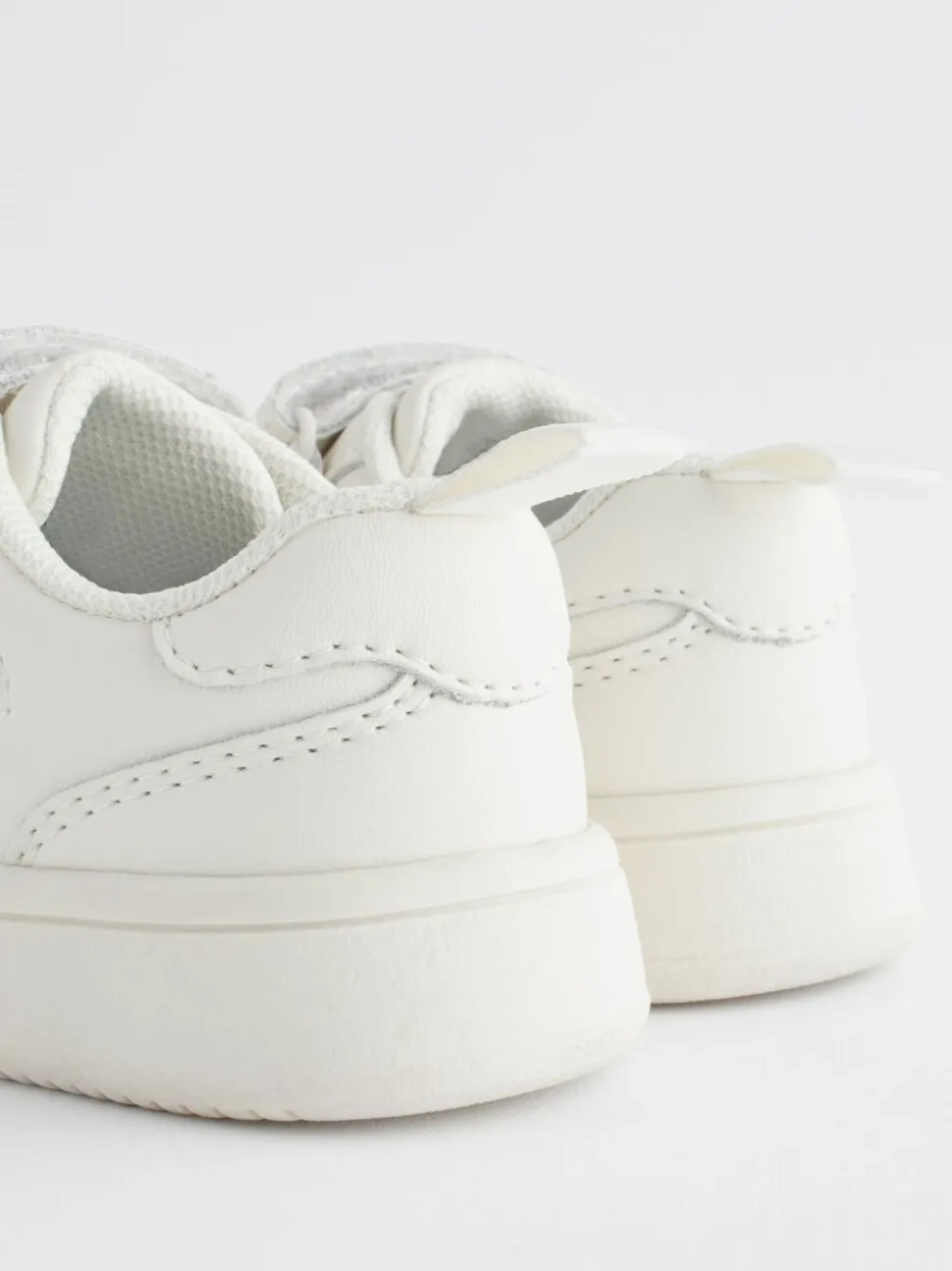 Wit - First Walker babyschoentjes van leer met klittenbandsluiting