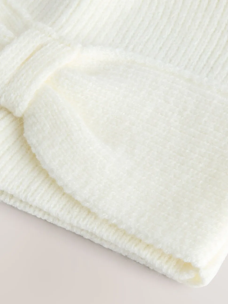 Wit - Gebreide babymuts met strik en tulband (0mnd-2jr)
