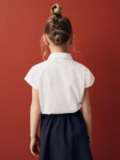 Wit - Schoolblouse met pofmouwen en kantafwerking (3-14 jr)