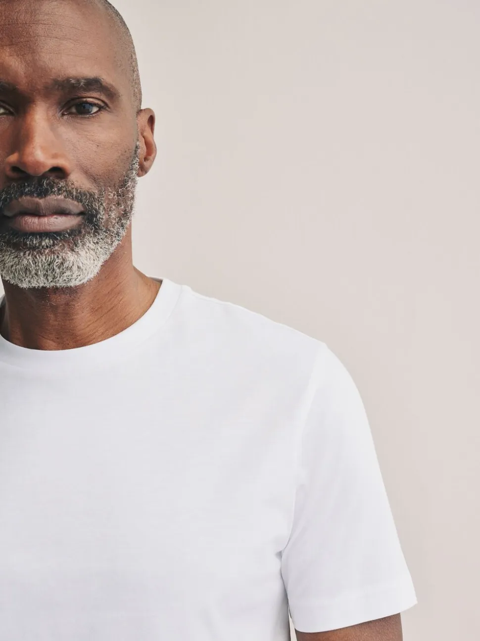 Wit - Slim Fit - Signature SUPIMA® katoenen T-shirt met ronde hals