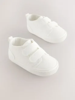Wit - Touch Fastening Baby Trainers (0-2mths)