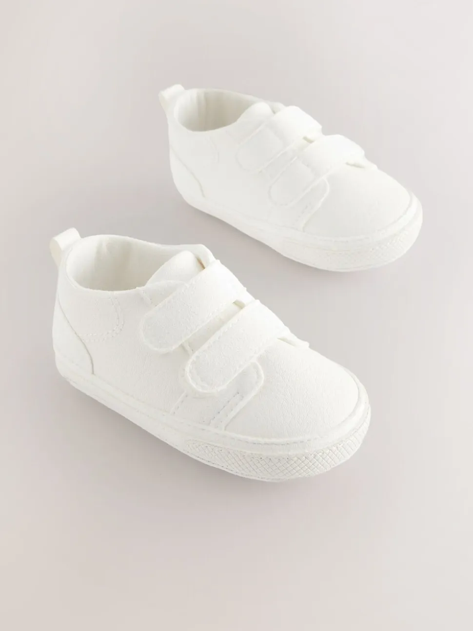 Wit - Touch Fastening Baby Trainers (0-2mths)