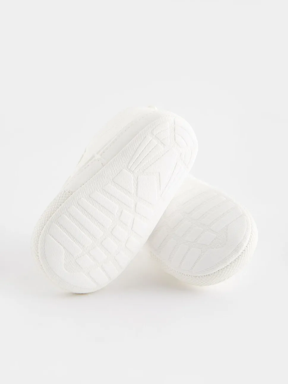 Wit - Touch Fastening Baby Trainers (0-2mths)