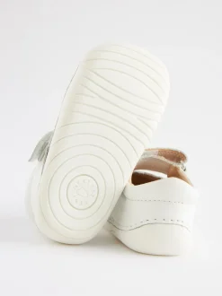 Wit leer - Mary Jane babyschoenen
