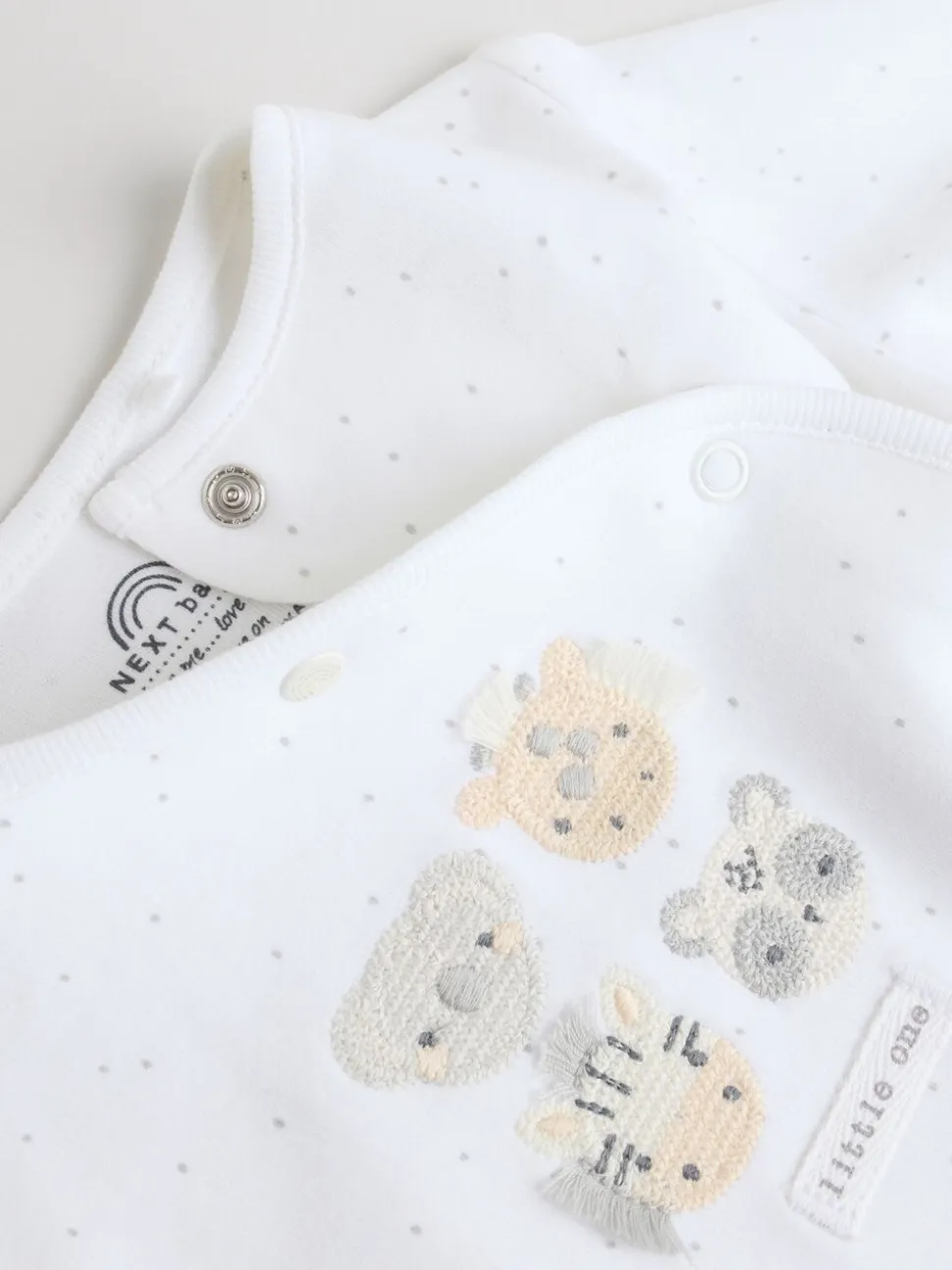 Wit met safariprint - Verpakking van 3 babypyjama's (0-2jr)