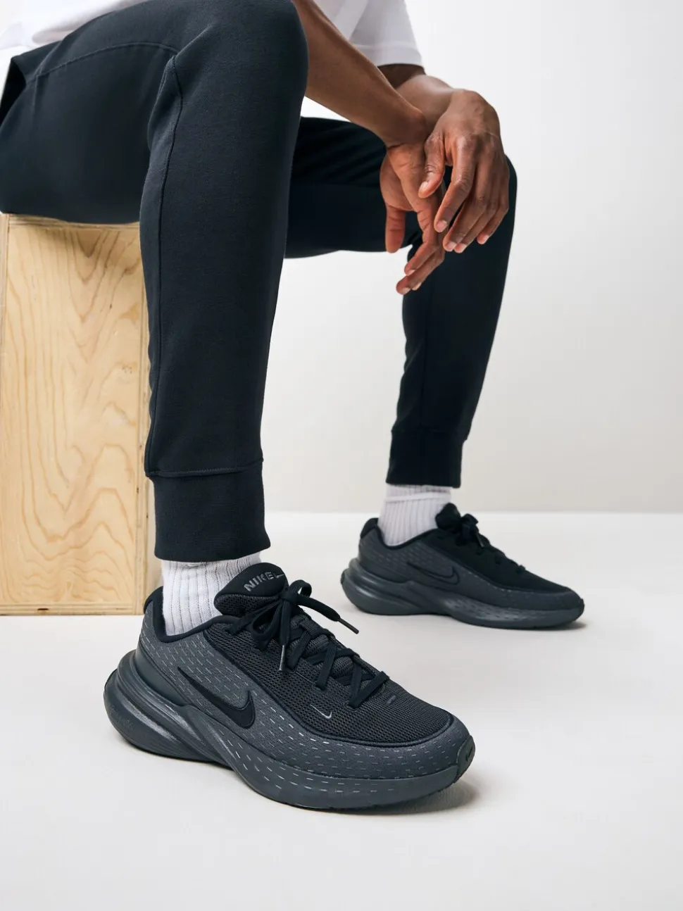 Zwart 1 - Nike Uplift SC sneakers
