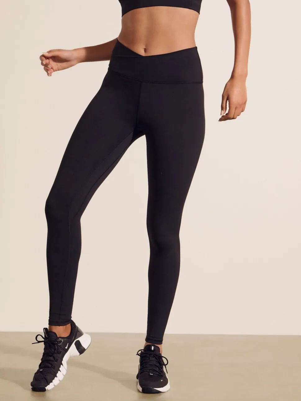 Zwart - Actieve yogalegging met overslag
