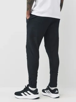 Zwart - adidas hybride joggingbroek ontworpen voor training