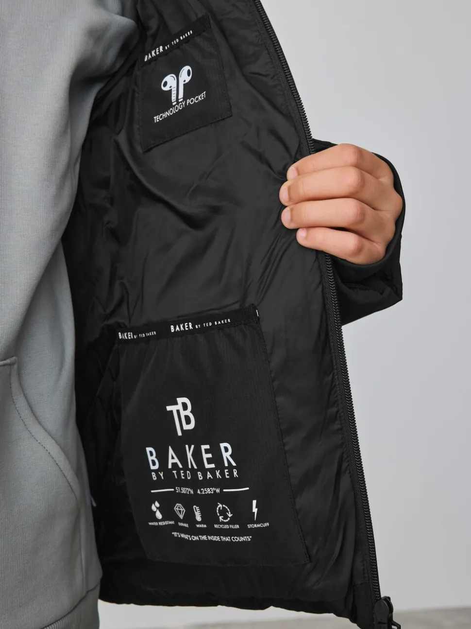 Zwart - Baker by Ted Baker Regenbestendig Gevoerd jack