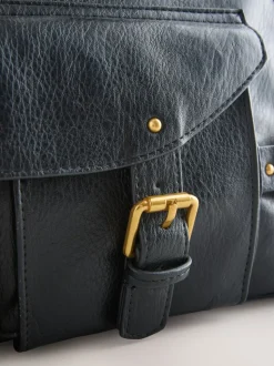 Zwart - Charm Buckle Hand Held Bag