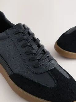 Zwart - Chic-casual vetersneakers met suède afwerking
